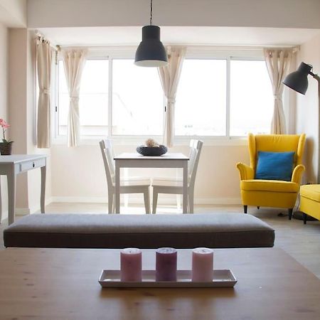 Lloret De Mar - Beachside Apartment - Free Parking - Limited Size Car 외부 사진